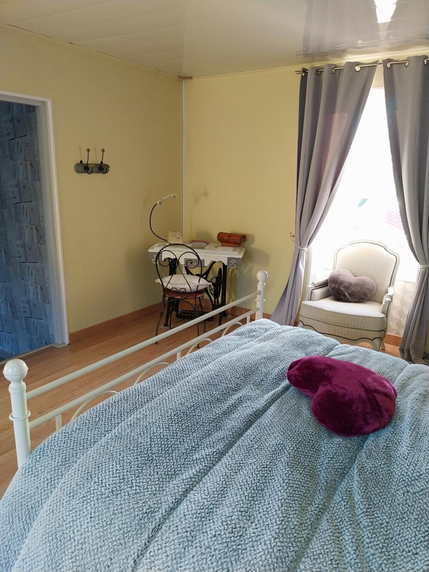 Chambre D Hote Les Frangins Avrillé Kültér fotó